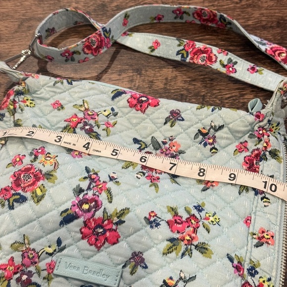 Vera Bradley Blue and Pink Crossbody Bag Quilted Floral - Picture 4 of 9